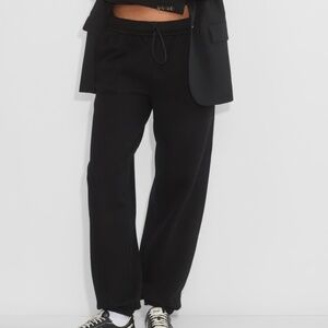 EUC Aritzia TNA Cozy Fleece Perfect Sweatpants XS Black